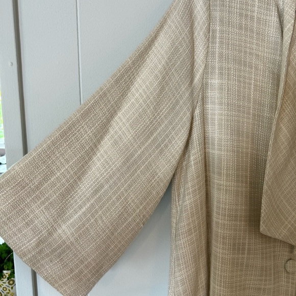 JB by Julie Brown Coat Sz.10 Cream Patterned Tweed w/a little sparkle (not pink) - Picture 11 of 16